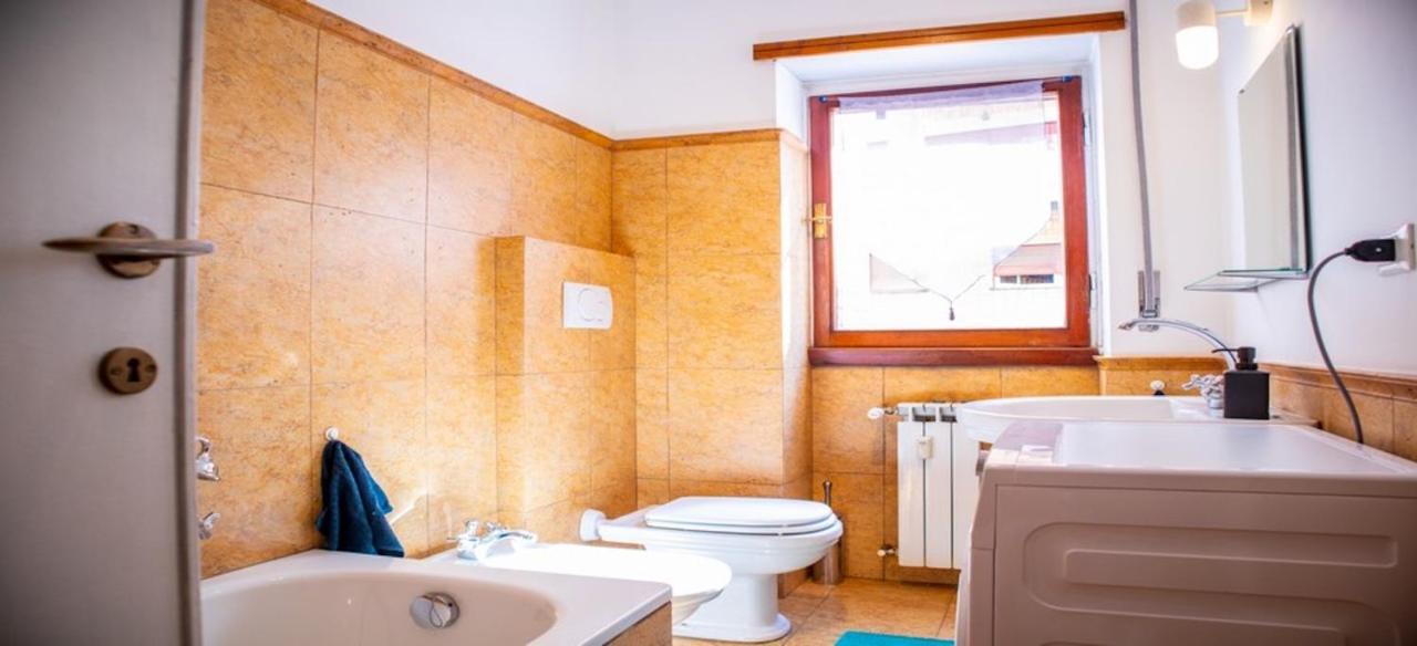 רומא Kamchu Apartments Viale Somalia מראה חיצוני תמונה